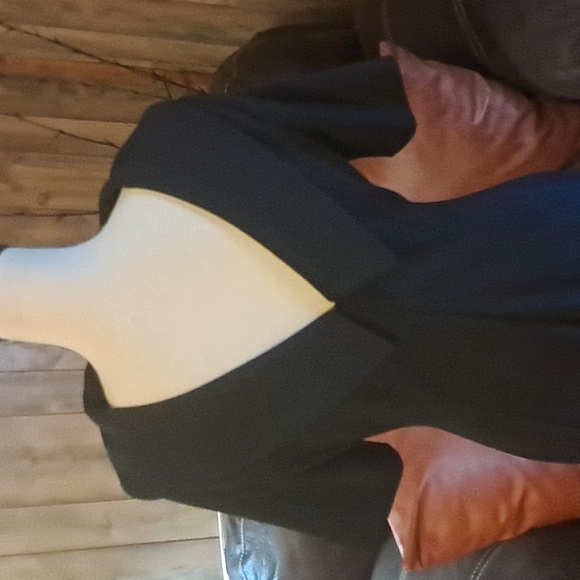 Adrianna Papell Drape Neck Cap Short Sleeve Black Dress Size 8 Basic Classic - Picture 5 of 8